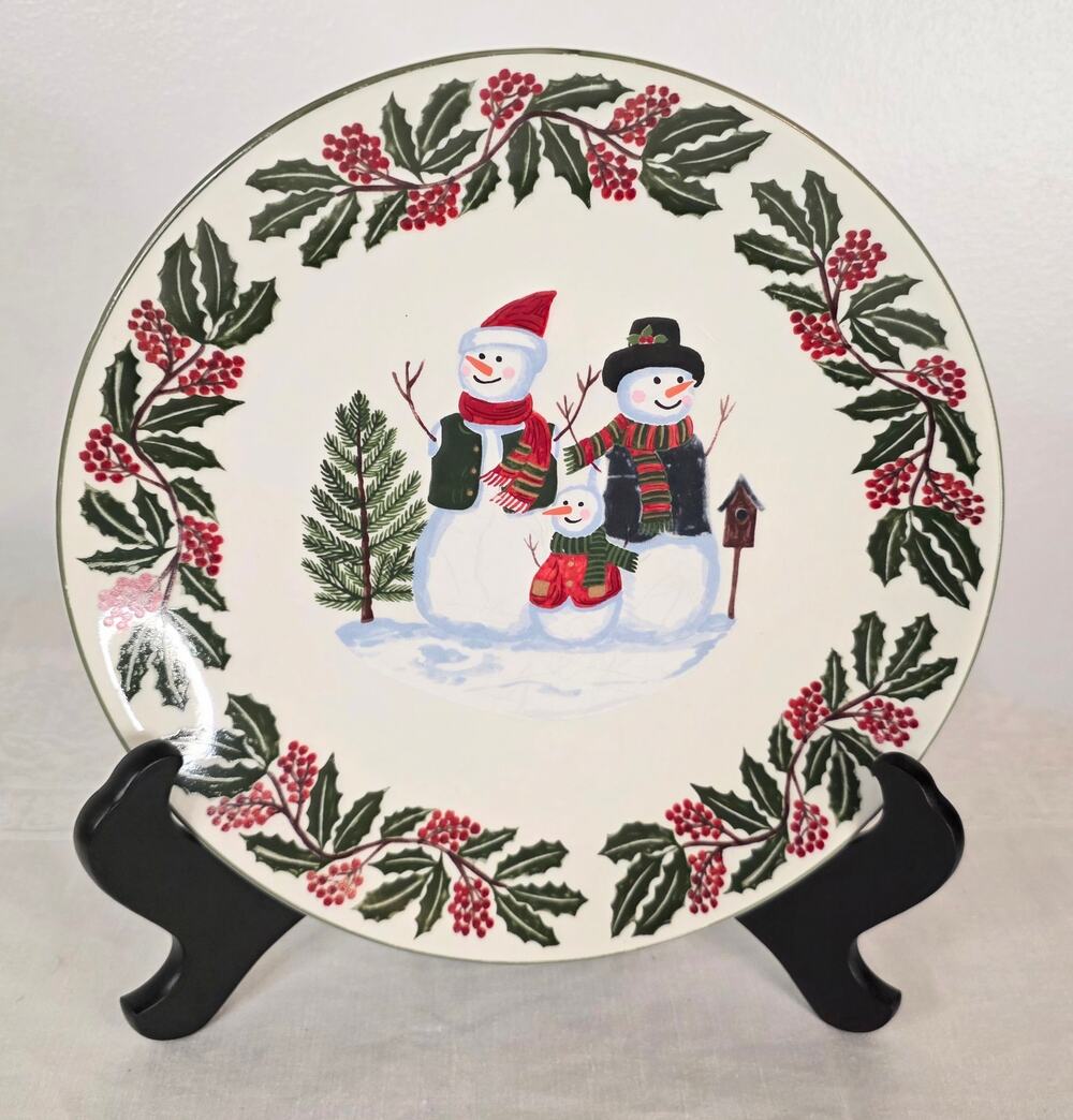 Gei Snowman Family Holley Berry 10" Dinner Plate Ceramic Christmas Table Festive